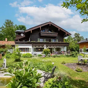 Apartment Haus Enzian, Oberaudorf